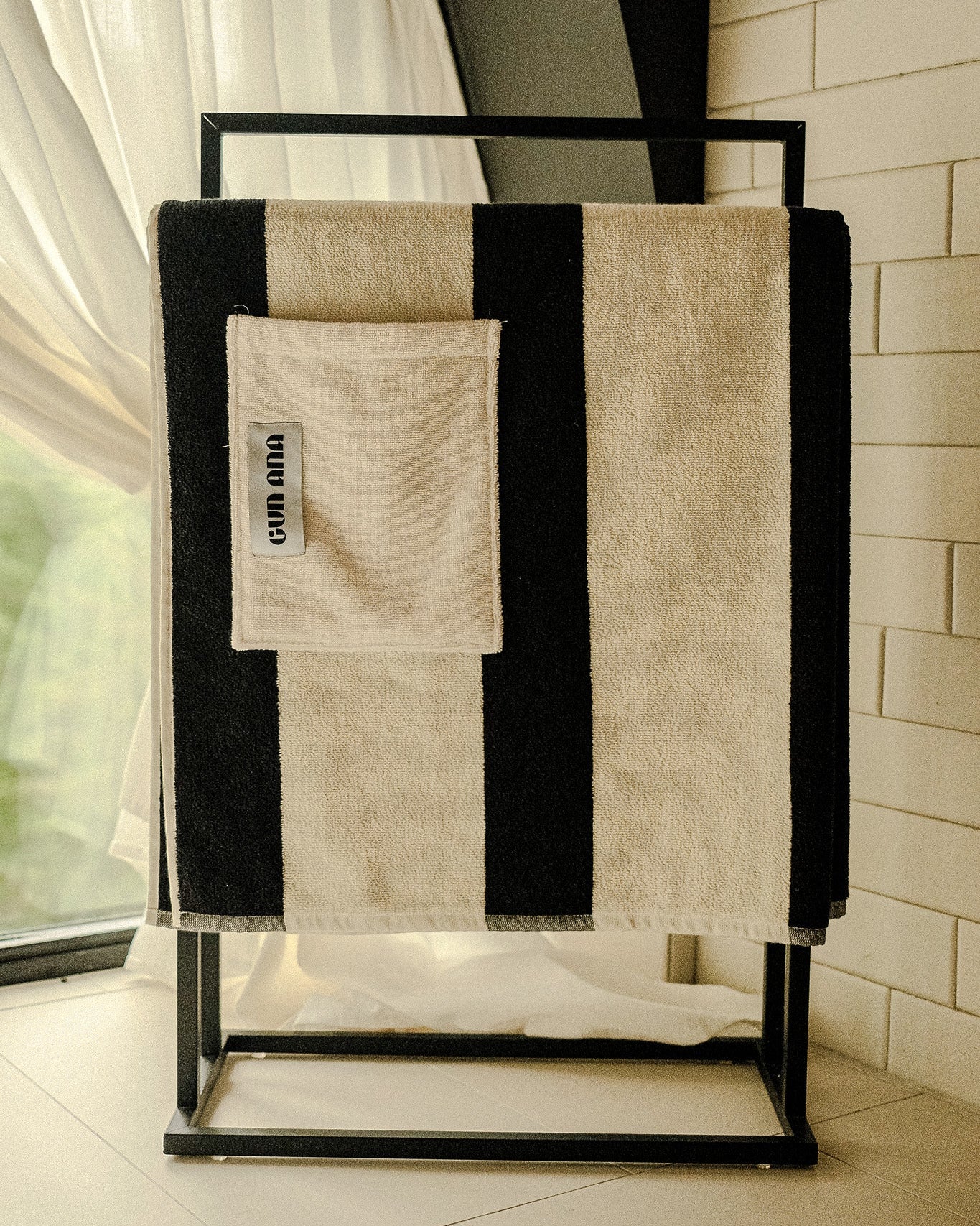 GUN ANA TOWEL - Gun Ana